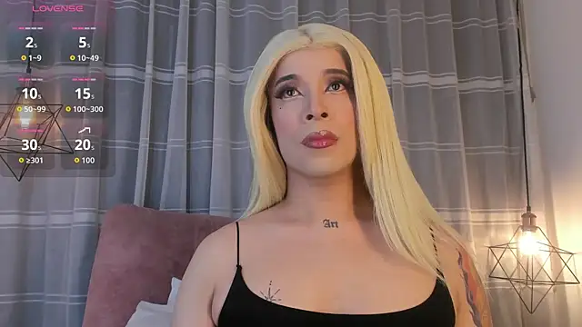 Nyx  Blackwood online show from 12, 2, 2026