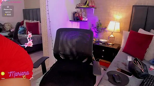 Snapshot of Mariana_c1 chatting on 8, 3, 2025 Mariana c1 online show from 8, 3, 2025