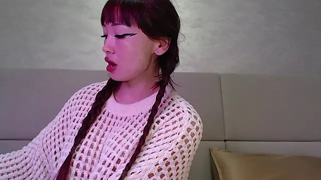 MiaRie online show from 13, 10, 2025