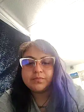 Courtney Love  online show from 1, 5, 2026