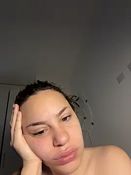 Snapshot of AgnesCampp chatting on 16, 11, 2025 AgnesCampp online show from 16, 11, 2025