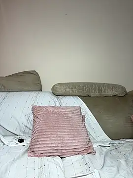 Snapshot of AgnesCampp chatting on 3, 3, 2025 AgnesCampp online show from 3, 3, 2025