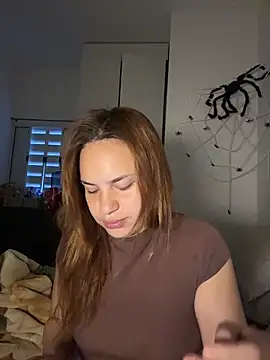 Snapshot of AgnesCampp chatting on 25, 11, 2025 AgnesCampp online show from 25, 11, 2025