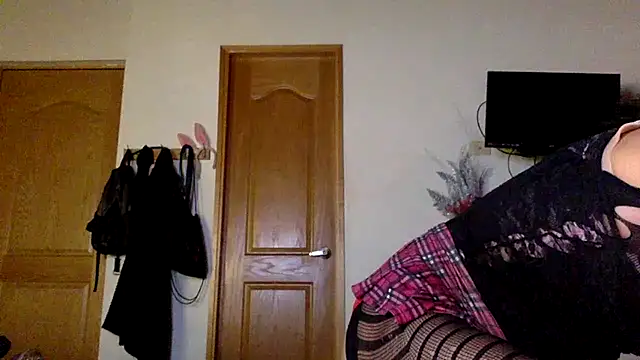 venustattoopussy online show from 5, 3, 2025