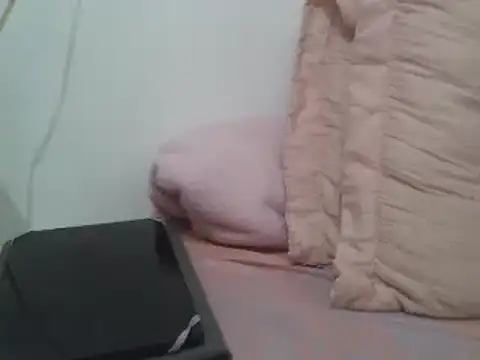 Snapshot of samanta0033 chatting on 6, 1, 2025 samanta0033 online show from 6, 1, 2025