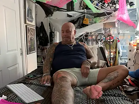 joeytatts66 online show from 1, 10, 2025