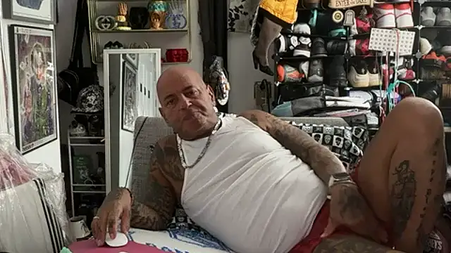 joeytatts66 online show from 4, 2, 2026