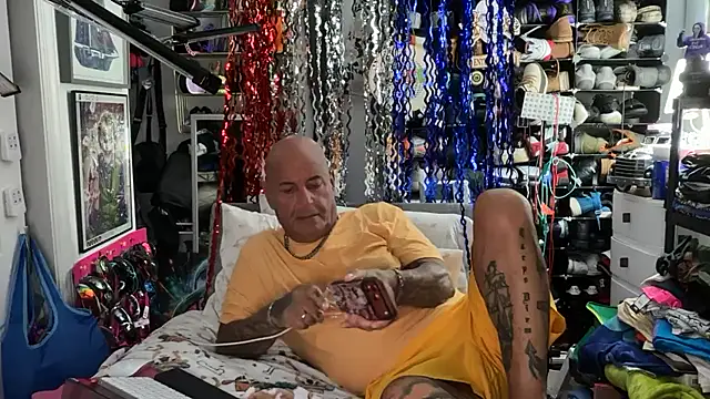 Snapshot of joeytatts66 chatting on 10, 6, 2026 joeytatts66 online show from 10, 6, 2026