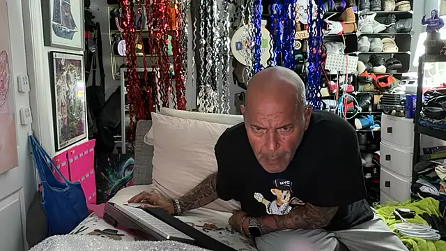 joeytatts66 online show from 28, 5, 2026