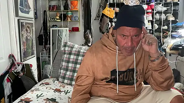 joeytatts66 online show from 20, 12, 2025