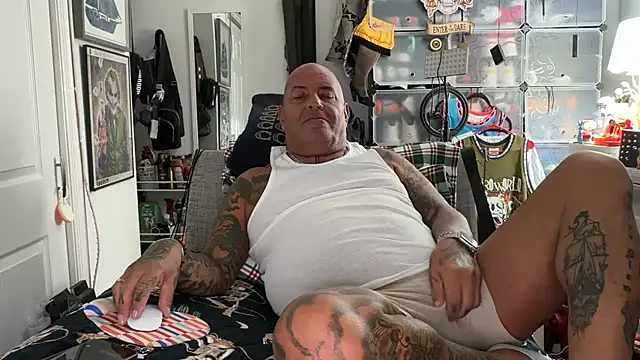 joeytatts66 online show from 26, 10, 2025