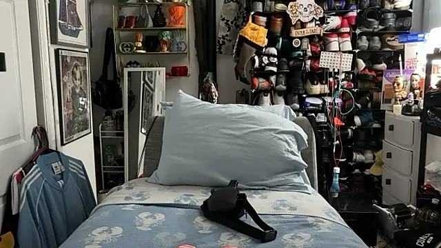 joeytatts66 online show from 12, 1, 2026