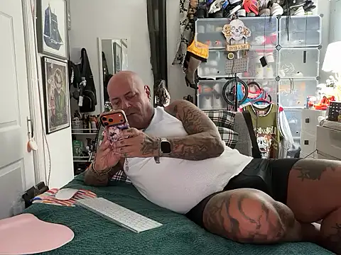 joeytatts66 online show from 23, 10, 2025