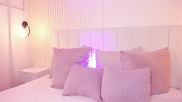 natali henao online show from 19, 3, 2025