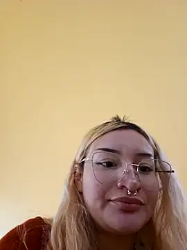 sadnessgyall online show from 16, 2, 2025