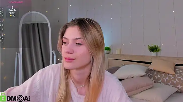 Cherry Price online show from 18, 11, 2025