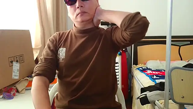 hotkaier online show from 22, 12, 2025