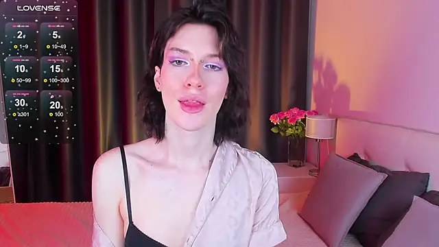 Kolette Gray online show from 6, 2, 2025