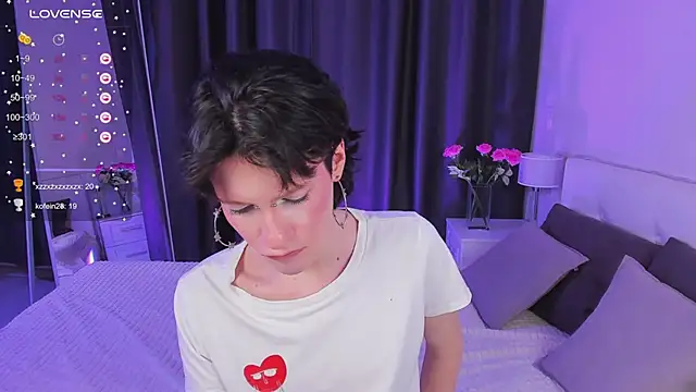 Kolette Gray online show from 7, 3, 2025