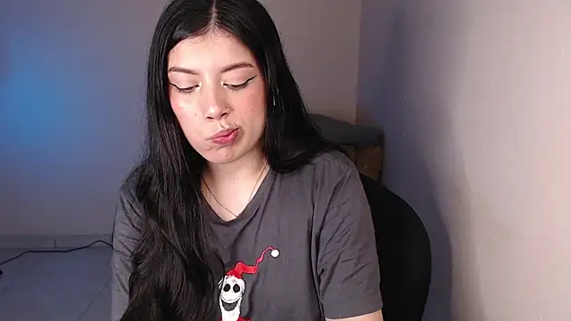 Snapshot of iam_emy chatting on 8, 2, 2026 iam emy online show from 8, 2, 2026