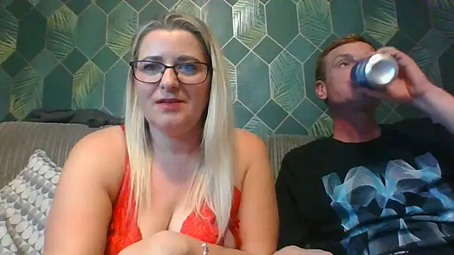 SweetXCandyX online show from 28, 11, 2025