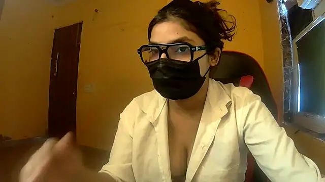 callmeshreya online show from 26, 4, 2026