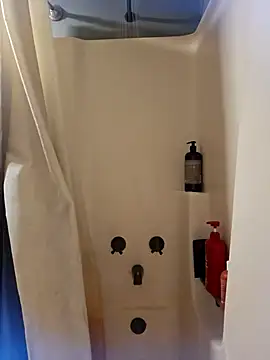 Spunwhiteboy1992 online show from 29, 10, 2025