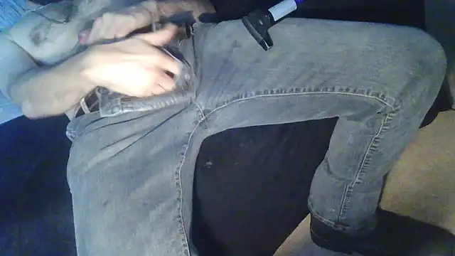 Spunwhiteboy1992 online show from 26, 10, 2025