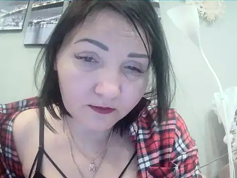 ClaireSunset online show from 7, 1, 2025