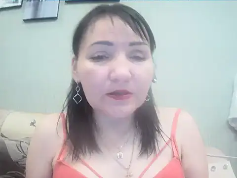 ClaireSunset online show from 10, 10, 2025