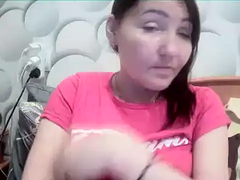 ClaireSunset online show from 2, 4, 2026