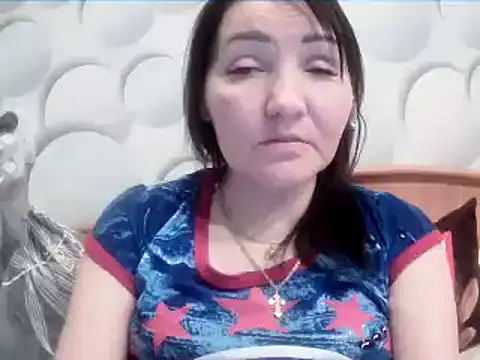 ClaireSunset online show from 7, 4, 2026