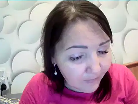 ClaireSunset online show from 17, 4, 2026