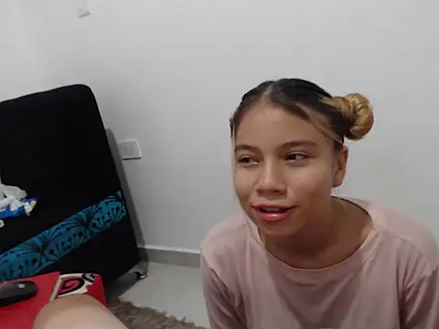 Naomi991 online show from 23, 2, 2025