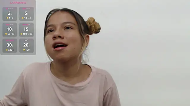 Naomi991 online show from 15, 10, 2025