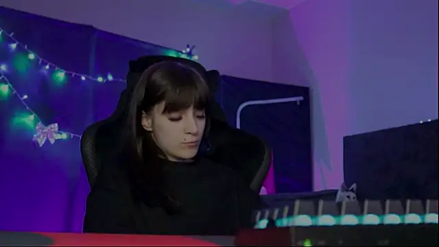 Kathleen Meow online show from 14, 1, 2025