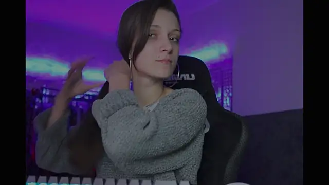 Kathleen Meow online show from 27, 9, 2025