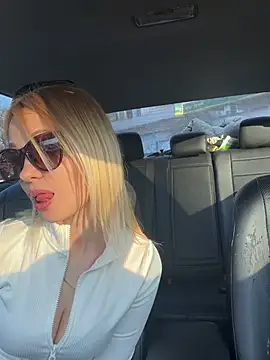 Snapshot of DonorDi chatting on 22, 3, 2025 DonorDi online show from 22, 3, 2025