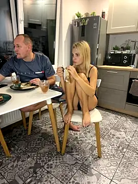 Snapshot of DonorDi chatting on 14, 11, 2025 DonorDi online show from 14, 11, 2025