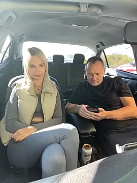 Snapshot of DonorDi chatting on 5, 10, 2025 DonorDi online show from 5, 10, 2025