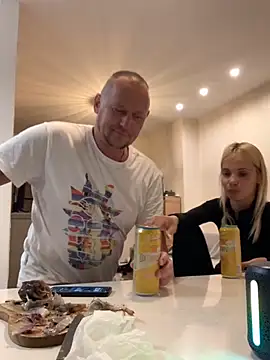 Snapshot of DonorDi chatting on 14, 9, 2025 DonorDi online show from 14, 9, 2025