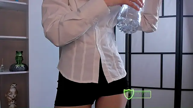 NoreenAtlee online show from 23, 12, 2024