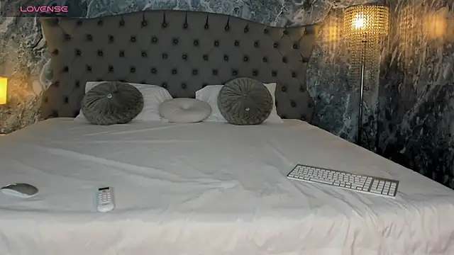 Belliinda 21 online show from 15, 11, 2025