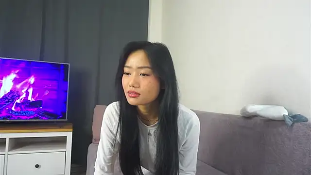 MerciaHartill online show from 22, 2, 2025