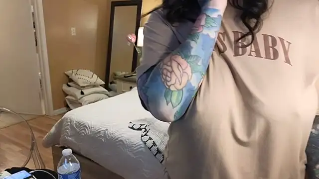 TexasTattooedHouseWife online show from 12, 3, 2025