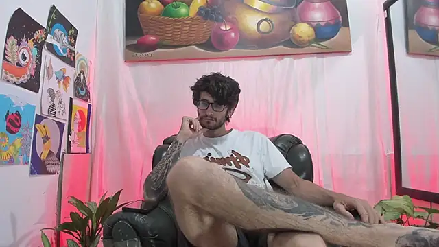 Loggan donnelly online show from 26, 4, 2026