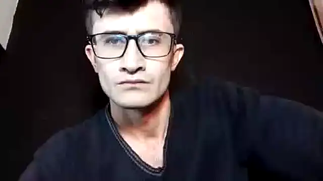 Loggan donnelly online show from 15, 11, 2025