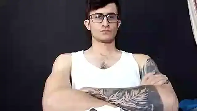 Loggan donnelly online show from 2, 12, 2025