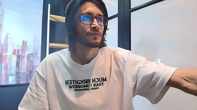 Loggan donnelly online show from 13, 3, 2025