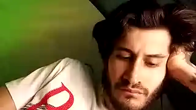 Loggan donnelly online show from 2, 11, 2025